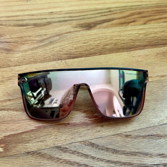 Quiksilver Other - Quiksilver Sunglasses with Pink and Green Lenses